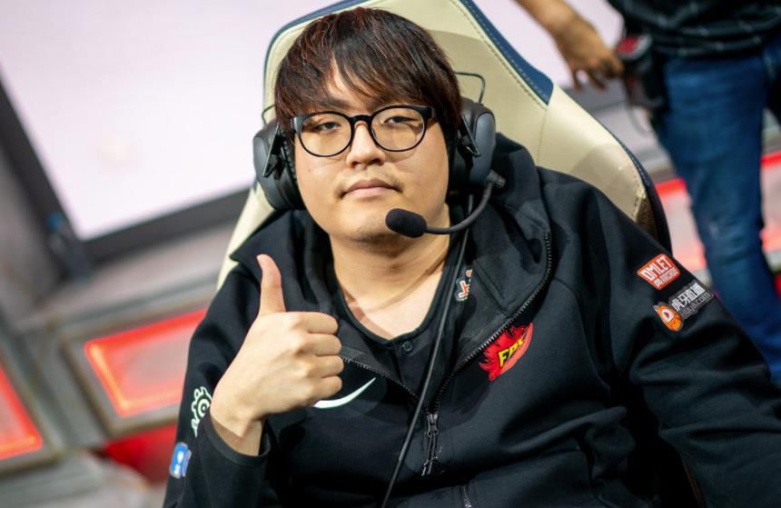 青娱乐伊人